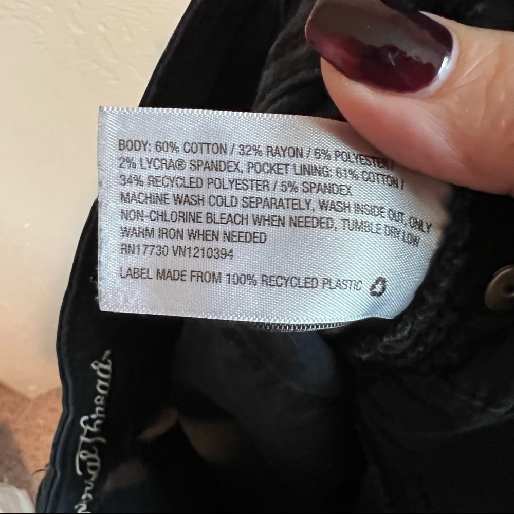 Universal Thread Short Faded Black High Rose Skinny Jeans - Picture 7 of 7